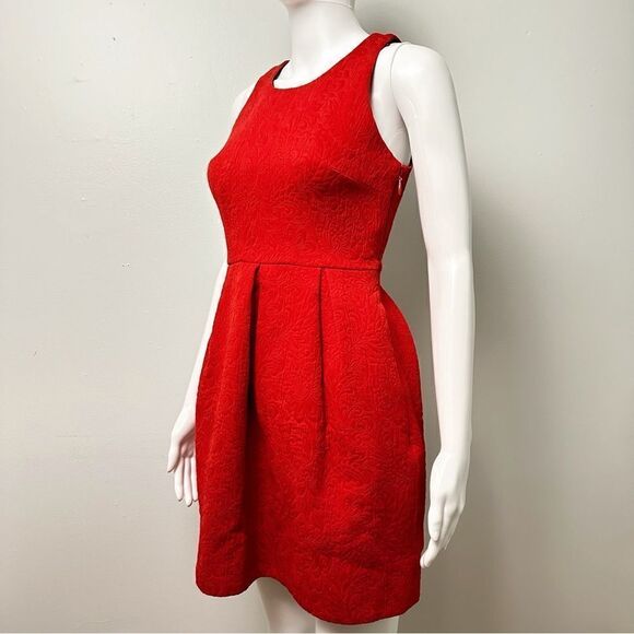 ᴇᴜᴄ ᴀɴᴛʜʀᴏᴘᴏʟᴏɢɪᴇ ʙʀᴏᴄᴀᴅᴇ ᴄᴜᴛᴏᴜᴛ ꜰᴏʀᴍᴀʟ ᴄᴏᴄᴋᴛᴀɪʟ ᴅʀᴇꜱꜱ - Picture 9 of 13